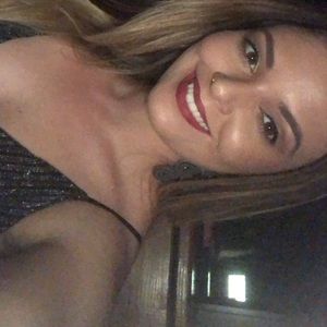 Meet your Posher, Renata